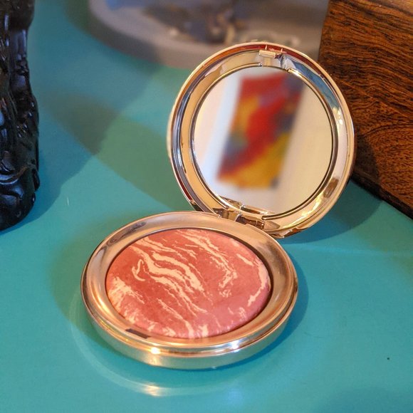 Ciate - Marbled Light Illuminating Blush - Picture 1 of 2